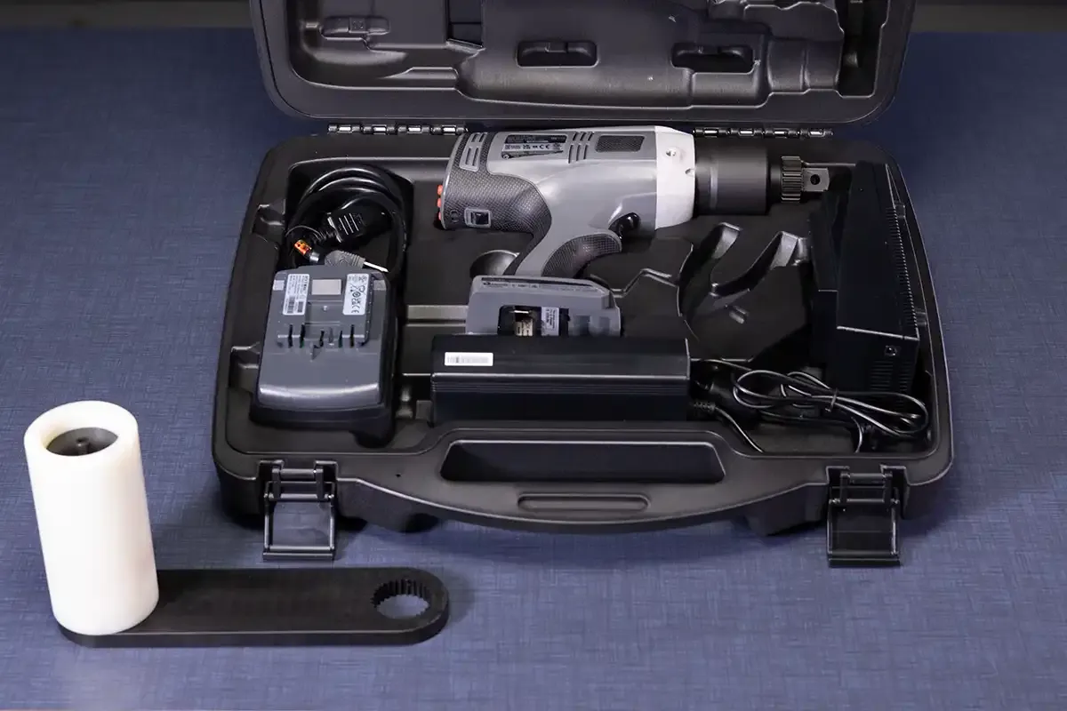 HYTORC Centerlock Kit carrying case contents