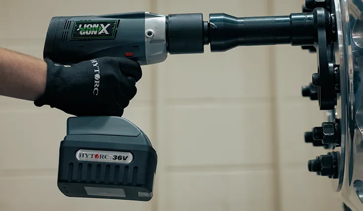 HYTORC LION GUN X cord-free and lightweight design