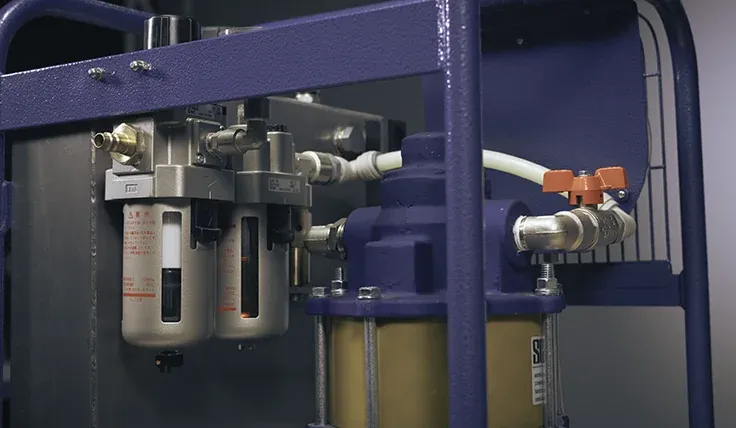 Pneumatic Tensioning Pump front view
