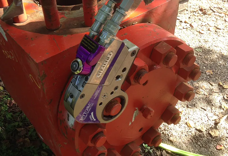 HYTORC STEALTH limited clearance hydraulic torque wrench — detail view